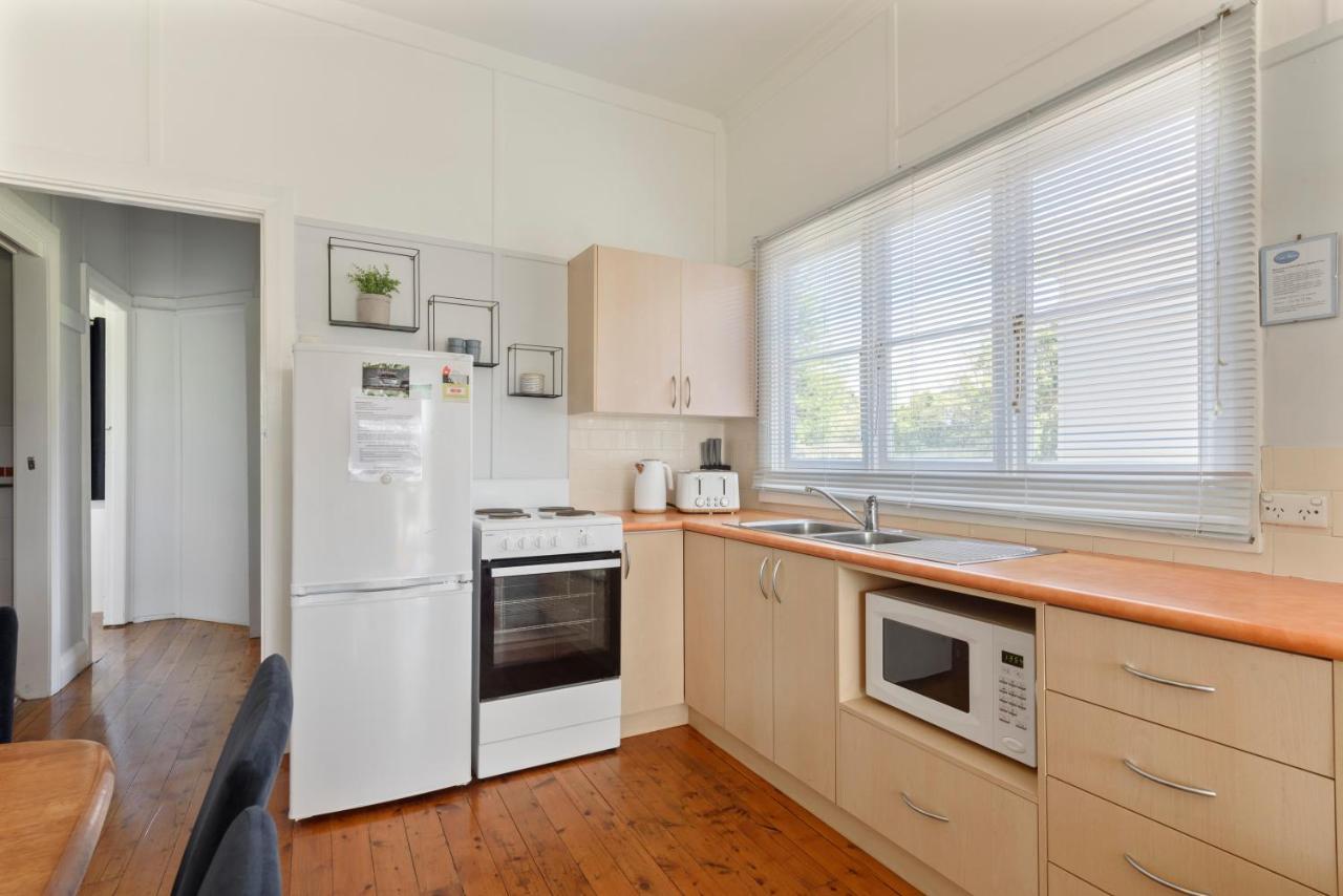Calm Waters Waterfront Cottages サセックス・インレット エクステリア 写真