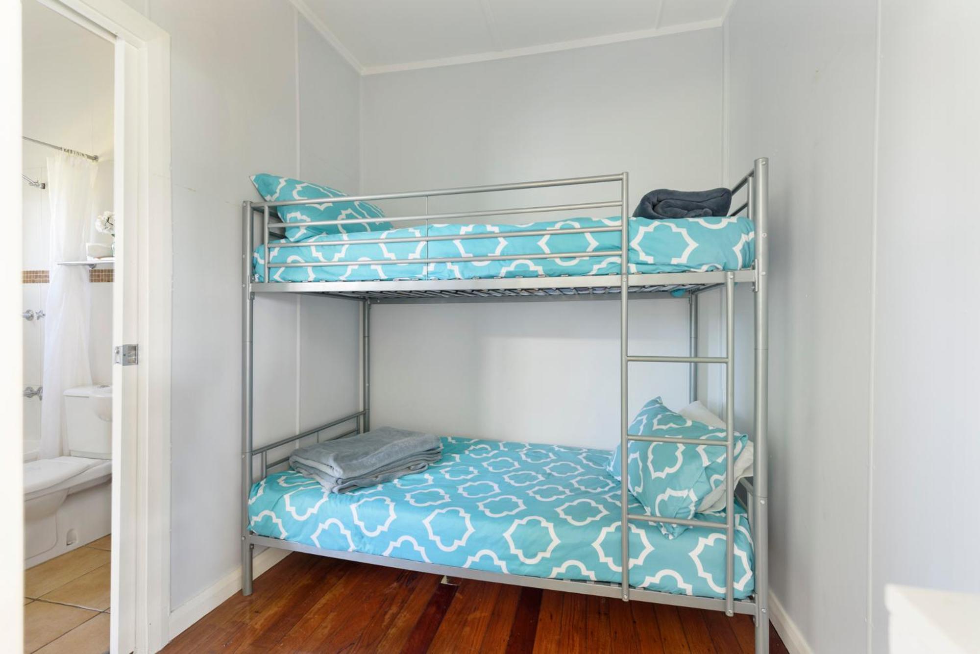 Calm Waters Waterfront Cottages サセックス・インレット 部屋 写真